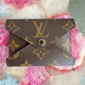 NWT Authentic Louis Vuitton Small Monogram Kirigami Pochette